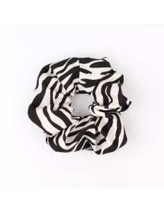 Scrunchie Line Print