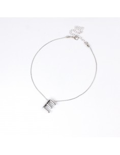 Collar Bubble Letter "E"