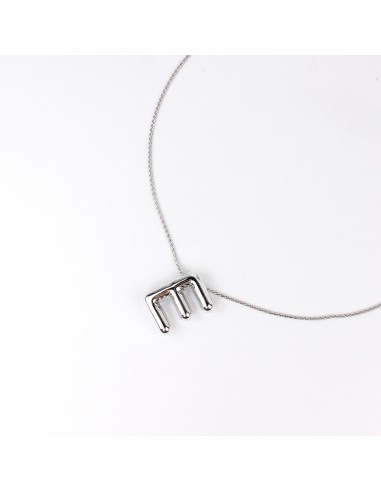 Collar Bubble Letter "E"