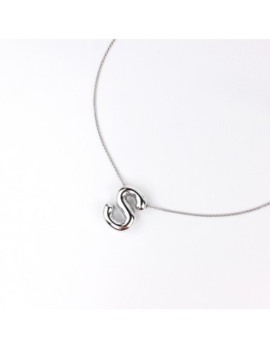 Collar Bubble Letter "S"