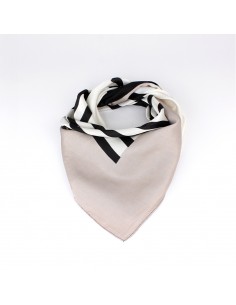 Pañuelo Line B&W (70x70)