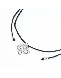 Collar Geometric Trend