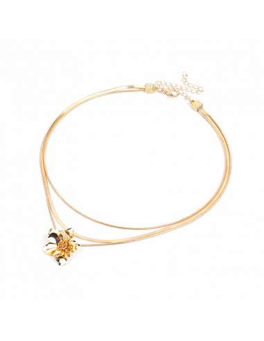 Collar Layered Flower