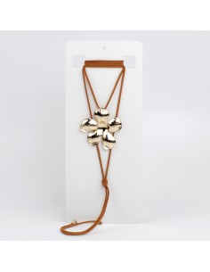 Collar Irregular Flower