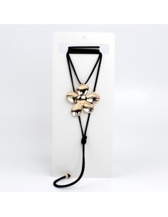 Collar Irregular Flower