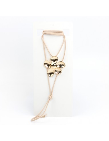 Collar Irregular Flower