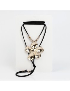 Collar de Gamuza Flor Dorada
