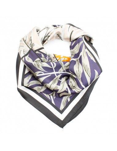 Pañuelo Leaves Violet (70x70)