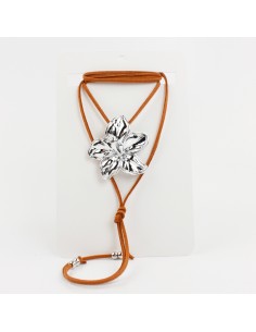 Collar de Gamuza Silver Hibiscus