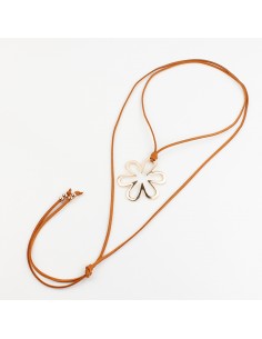 Collar de Gamuza Hollow Margo