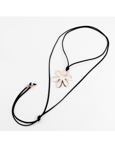 Collar de Gamuza Hollow Margo