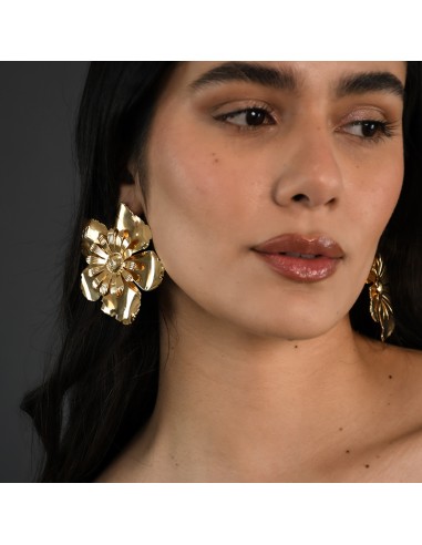 Aro Wide Golden Flower