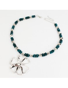 Collar Hollow Flower