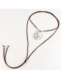 Collar de Gamuza Silver Flower