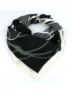 Pañuelo Natural Leafs Black (70x70)