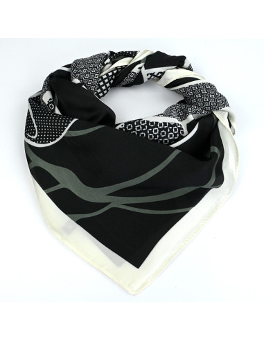 Pañuelo Natural Leafs Black (70x70)