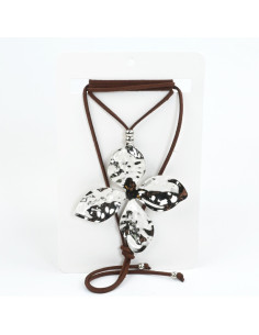 Collar de Gamuza Big Flor