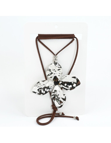 Collar de Gamuza Big Flor