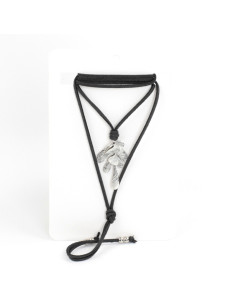 Collar de Gamuza Silver Leafs