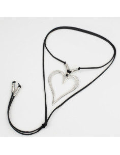 Collar de Gamuza Textured Shine Heart