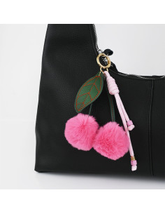 Llavero - Bagcharm Furry Cherry | Venta mayorista – Infinita