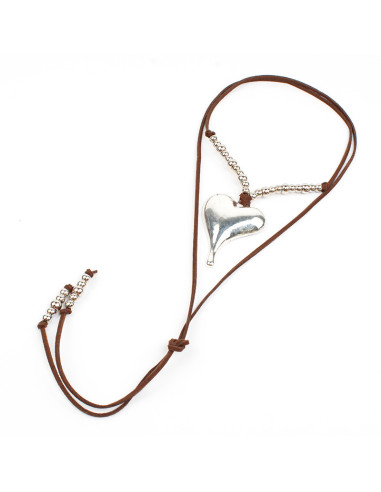 Collar Corbatero de Gamuza Spike