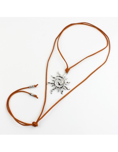 Collar de Gamuza Silver Solar Spirit