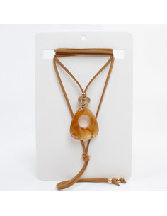 Collar de Gamuza Acrylic Rune