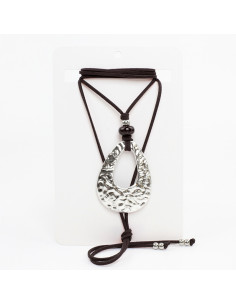 Collar de Gamuza Hammered Oval