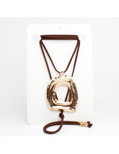 Collar de Gamuza Square Gold