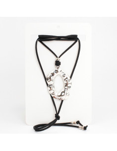 Collar de Gamuza Hammered Oval