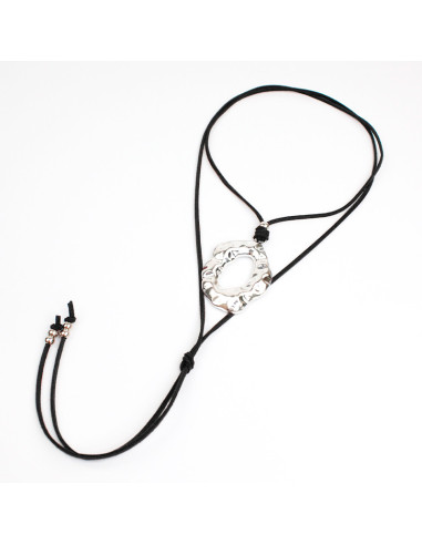 Collar de Gamuza Hammered Oval