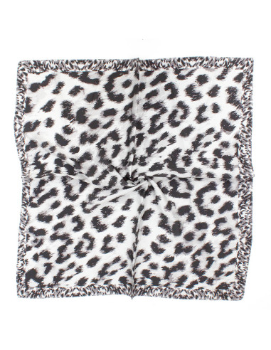 Pañuelo Leopard Printed Grey (70x70)