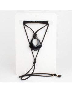 Collar de Gamuza y Acrílico