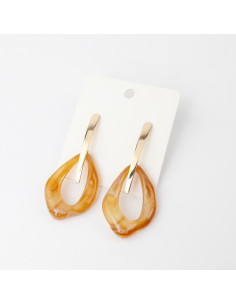 Aro Dorado y Acrílico | Infinita Moda