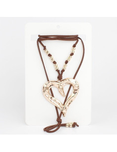 Collar de Gamuza y Dije Dorado