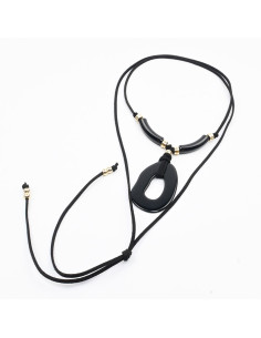 Collar de Gamuza y Acrílico