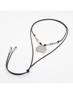 Collar de Gamuza y Dije
