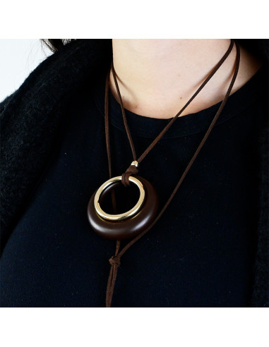Collar de Gamuza y Dije Acrílico