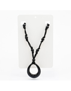 Collar de Gamuza y Acrílico
