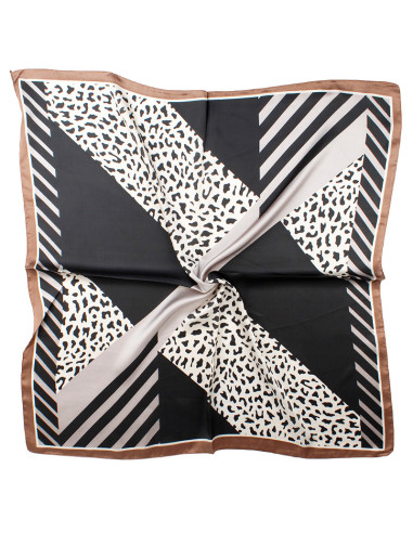 Pañuelo Geometric Print Cacao (70x70)