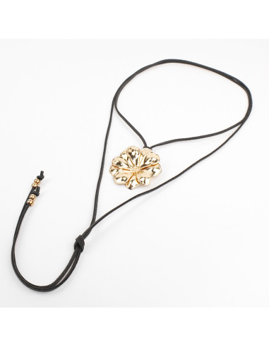 Collar de Gamuza con dije | Infinita Moda