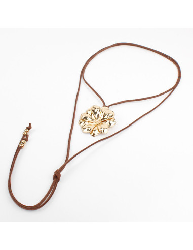 Collar de Gamuza con dije | Infinita Moda