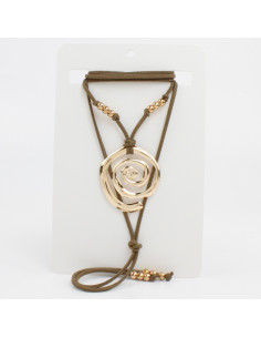 Collar de Gamuza con dije | Infinita Moda