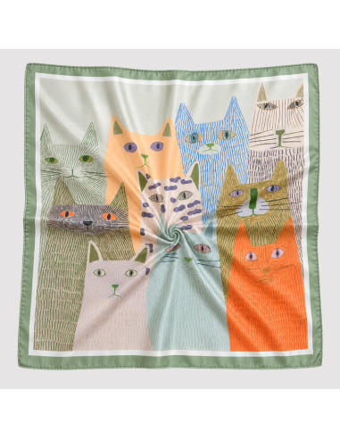Pañuelo Kitten Olive (70x70)