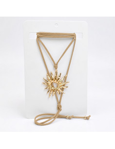 Collar de Gamuza Sol Dorado