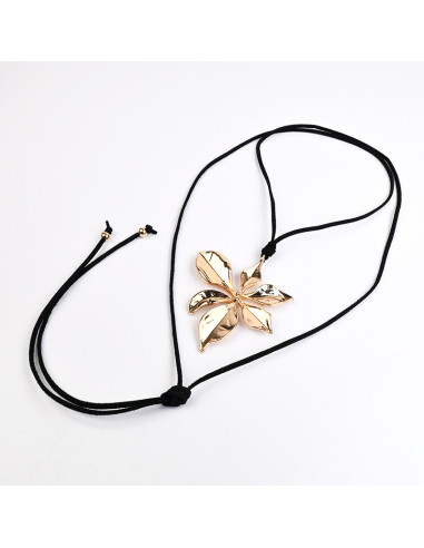 Collar Corbatero de Gamuza con Flor | Infinita Moda