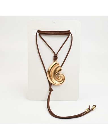 Collar Corbatero de Gamuza con Dije Caracol| Mayorista