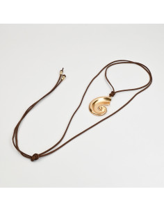 Collar Corbatero de Gamuza con Dije Caracol| Mayorista
