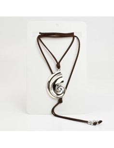 Collar Corbatero de Gamuza con Dije Caracol  | Infinita Moda